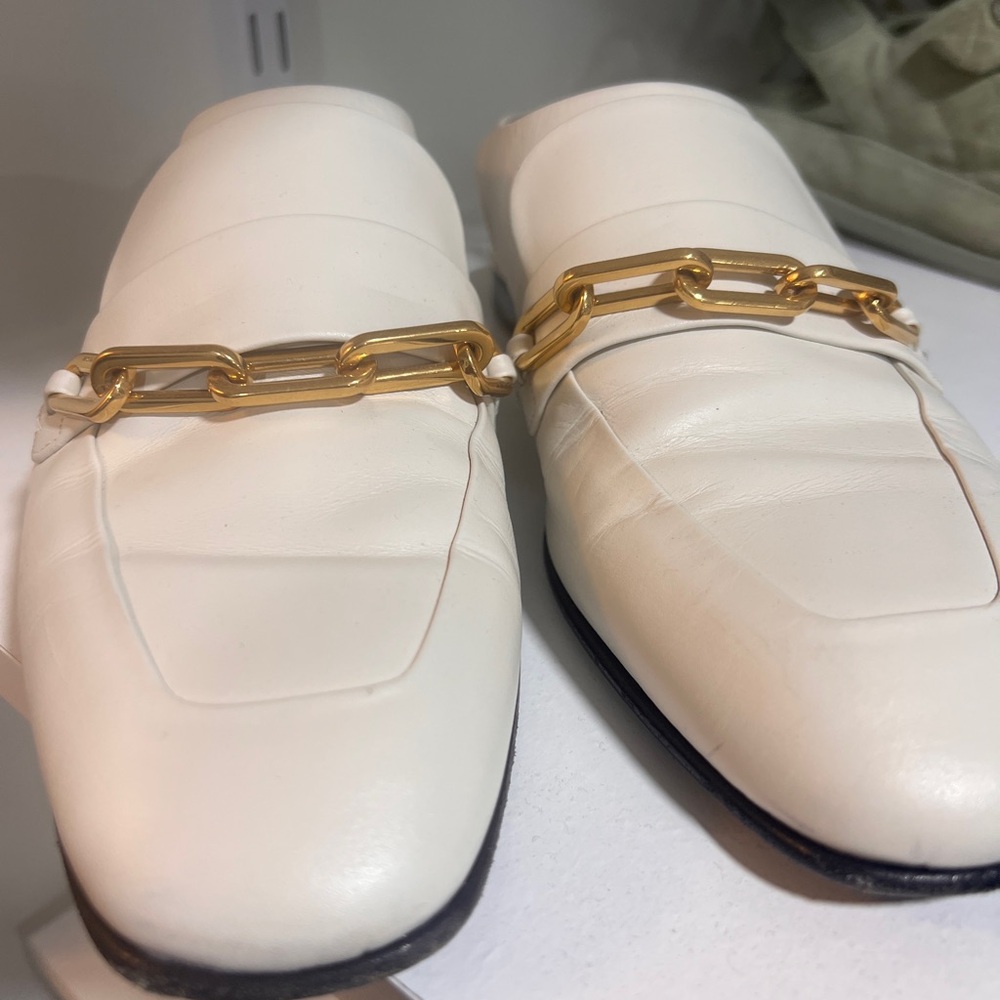 Burberry Gold and White Leather Loafers with Chain Accent